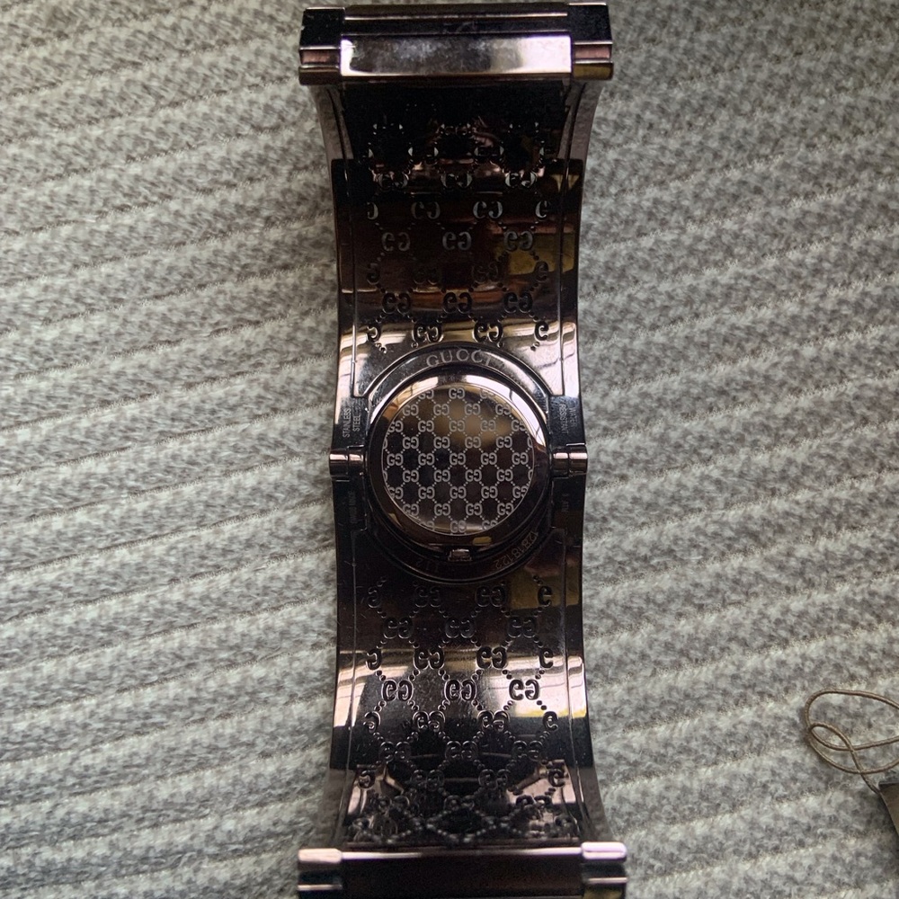 Almost new GUCCI twirl watch with box, beautiful brown metallic - Picture 7 of 7